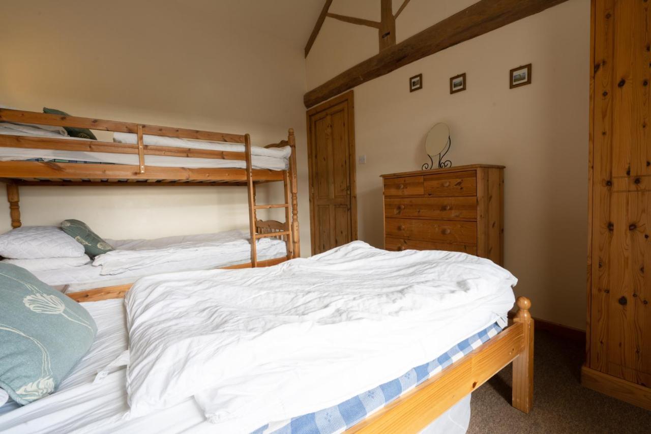 Hulmes Vale House - Sleeps 14 - Peak District Villa Buxton  Exterior photo